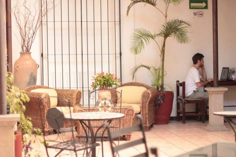 Capital O El Nito Posada Oaxaca ภายนอก รูปภาพ